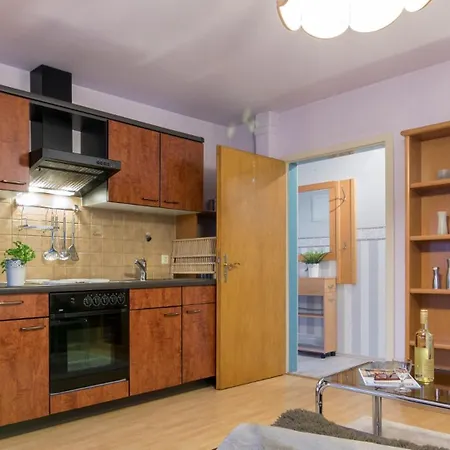 Haus Schoenblick Apartamento Kniebis